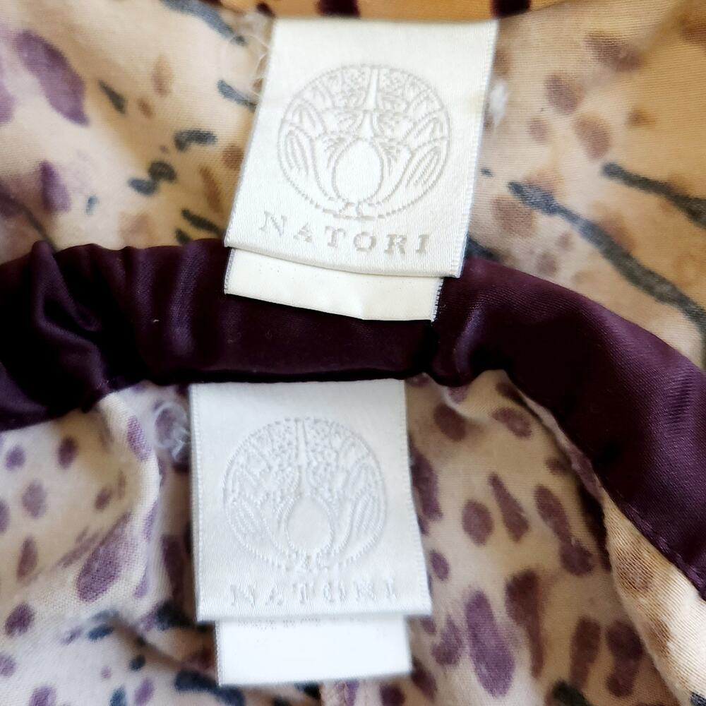 NATORI 2 pc leopard animal print silky lounge pajama pjs set crop pants top Sz S - Picture 7 of 10